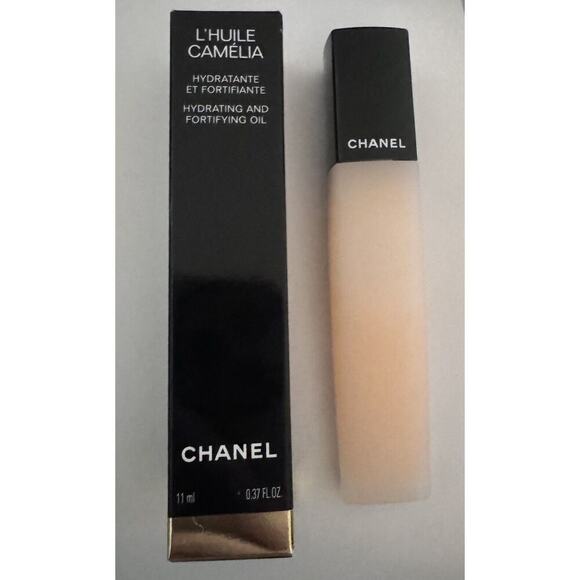 Chanel Nail Oil CHANEL LHUILE CAMELIA Hydrating and Fortifying Oil NEW IN BOX - Picture 1 of 2